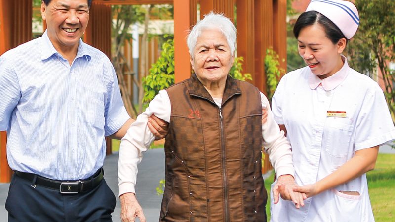 失能老人养老院医保报销攻略：如何顺利申请**