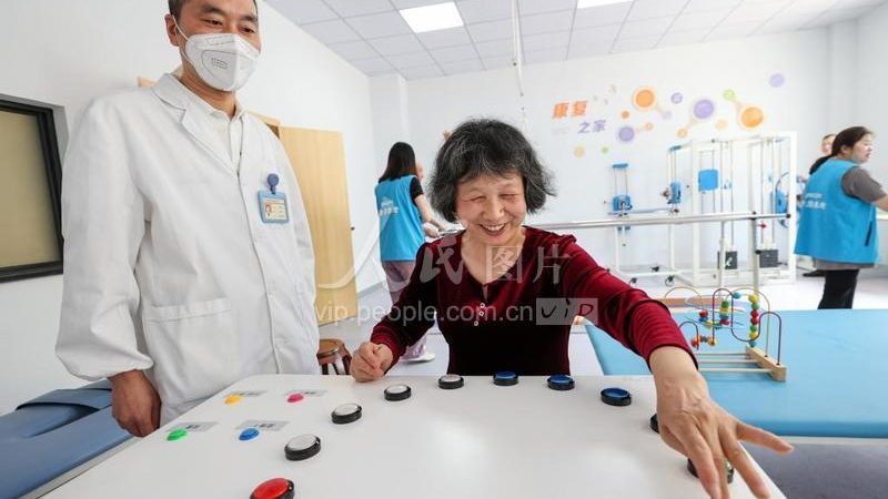 居家养老与养老院费用对比：揭秘背后的真相